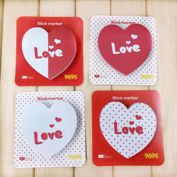 80 Sheets Red Love Heart Shape Cute Sticky Notes Novelty Sticky Note Pad