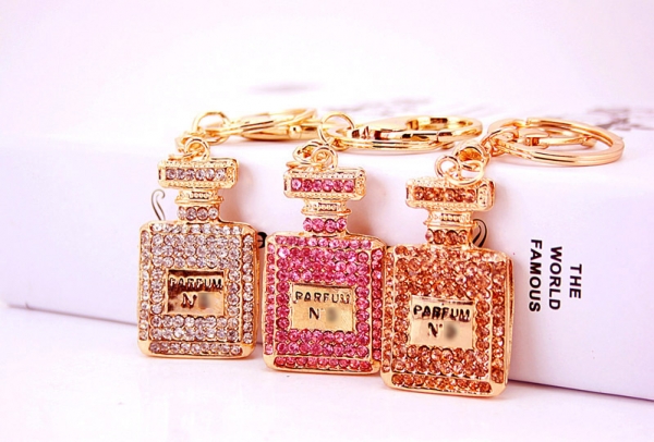 Perfume Bottle Crystal Diamante Rhinestone Bag Charms Handbag Keyrings Pendant Key Chain
