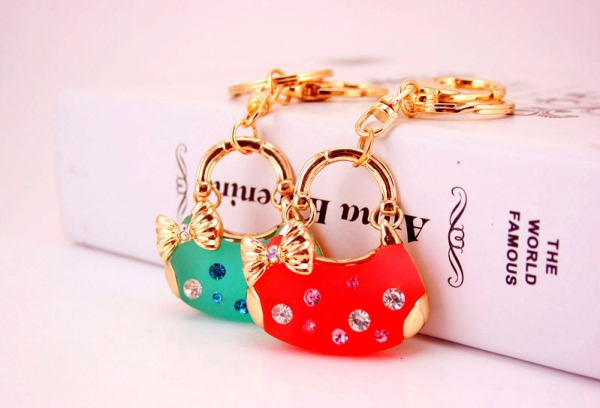 Lovely Handbag Shape With Bow Knot Crystal Diamante Rhinestone Pearls Bag Charms Handbag Keyrings