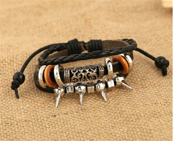 Silver Spikes Rings Black Adjustable Leather Wristband Bracelet Mens Womens Teen
