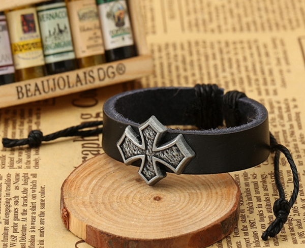 Retro Style Cross Black Adjustable Leather Wristband Bracelet Mens Womens Teens