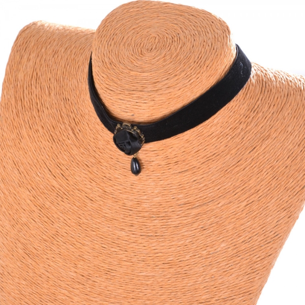 Retro Style Black Suede Choker Necklace With Rose Flower Pendant Charm