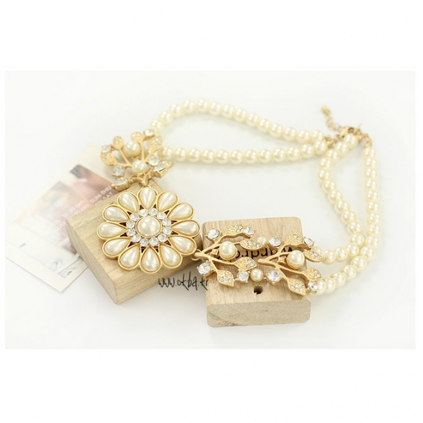Large White Pearl Flower Necklace Collar Statement Chain Fashion Women Jewellery