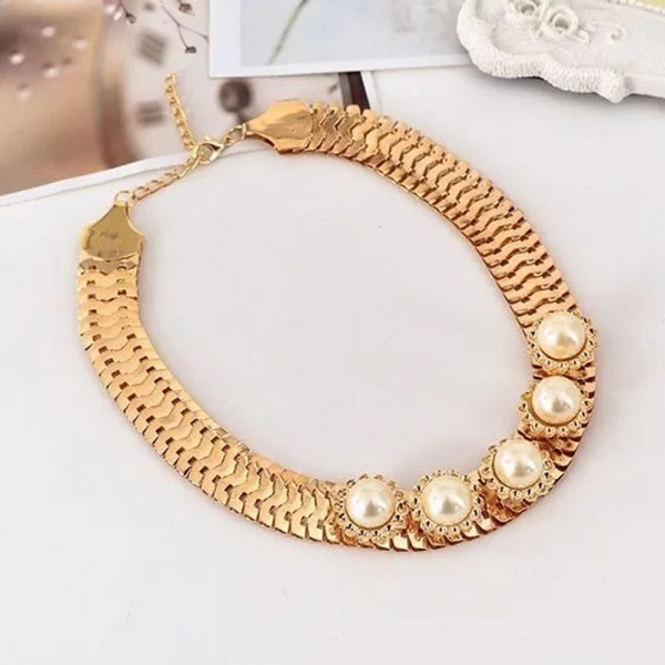 White Pearls Gold Collar Statement Necklace Choker Fashion Women Jewellery