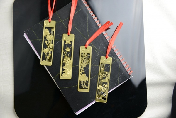 Chinese Traditional Flowers Floral Gold Metal Cute Bookmarks For Books Book Markers Gift For Readers