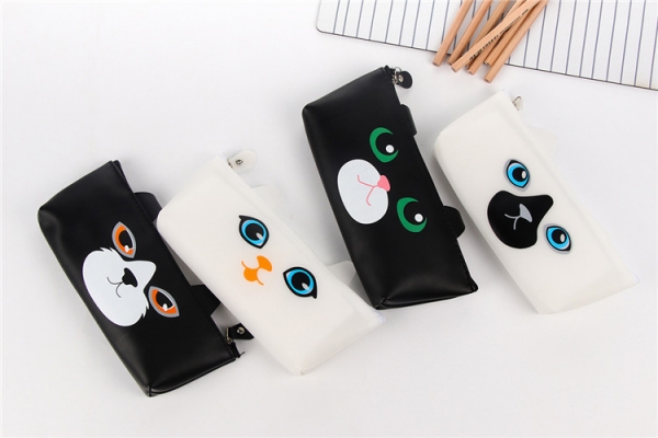 Black White Kitten Cats PVC Plastic Cute Pencil Cases Cosmetics Make Up Bags Pen Pouches