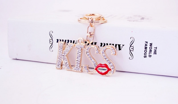 KISS Red Lips Crystal Diamante Bag Charms Handbag Keyrings Pendant Key Chain