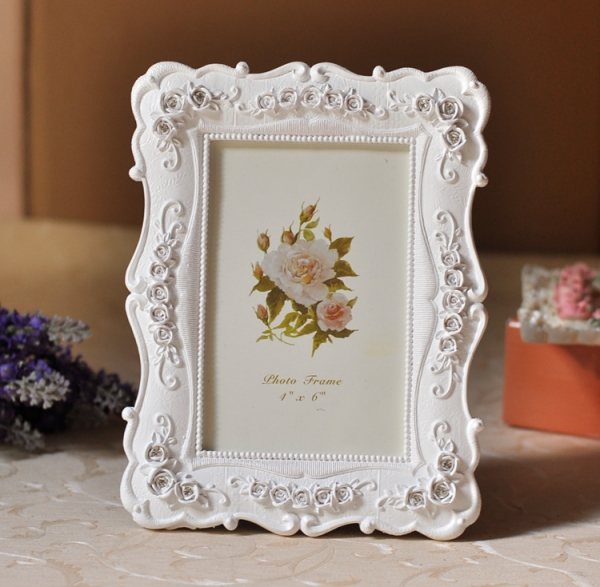 6x4 Vintage Style Rose Flowers Freestanding Portrait Landscape White Photo Frame