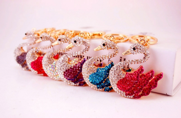Colourful Swan Animals Bird Crystal Diamante Bag Charms Handbag Keyrings Pendant