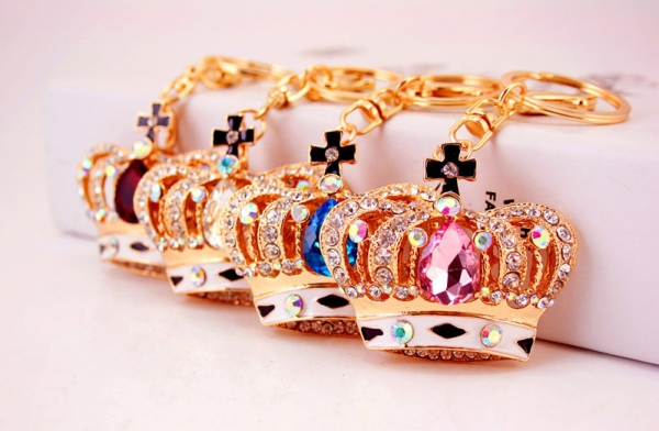 King Queen Royal Crown Crystal Diamante Bag Charms Handbag Keyrings Pendant