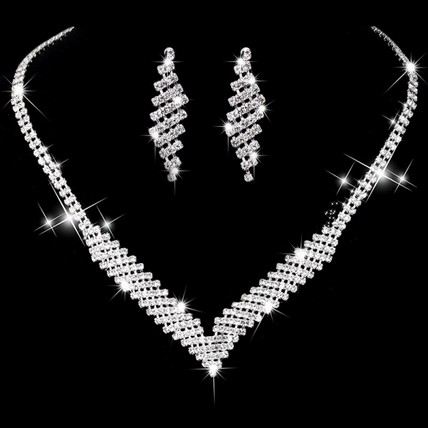 Sparkling Crystal Diamante Leaves Silver Necklace Earrings Set Costume Jewellery