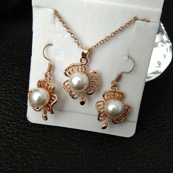 Gold Silver Pearls Flowers Necklace And Earrings Set Costume Jewellery