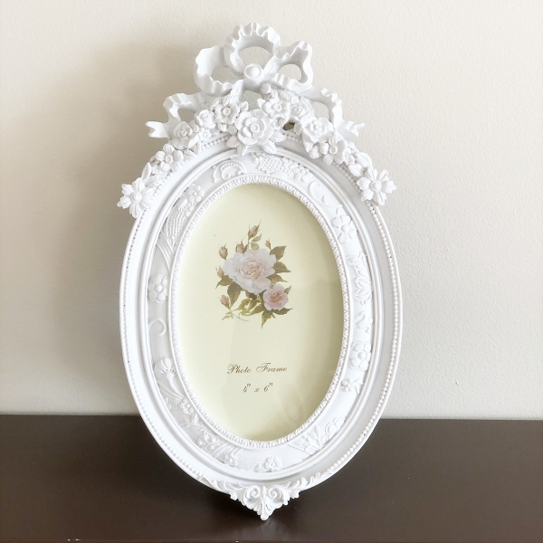6x4 Embossed Flowers Vintage Style Oval Shape White Freestanding Photo Frame