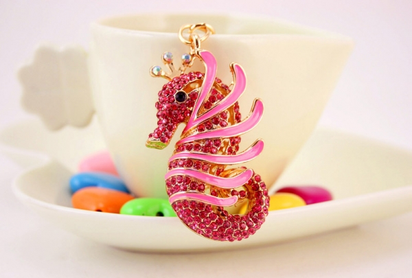 Seahorse Sealife Animals Crystal Diamante Bag Charms Handbag Keyrings Pendant