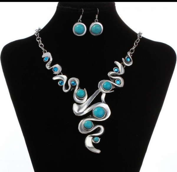 Silver Waves Opal Blue Rhinestone Balls Necklace Earrings Set Costume Jewellery
