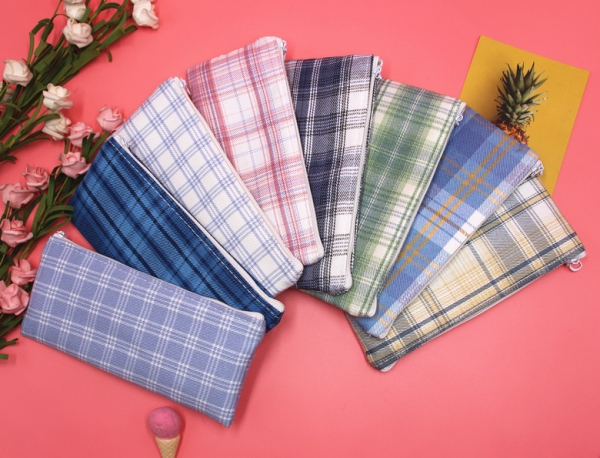 Classic Grid Pattern Canvas Fabric Pencil Cases Cosmetic Makeup Bags Pen Pouches